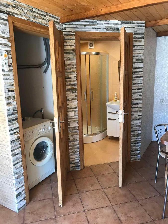 Vacation Home Yabluniv 외부 사진